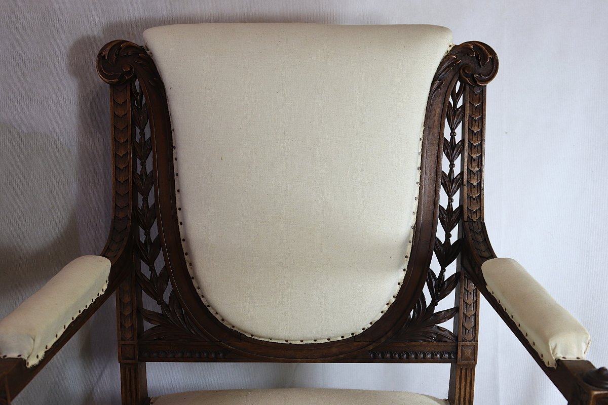 Ensemble de deux fauteuils et une chaises de style Louis XVI, XIXe-photo-3