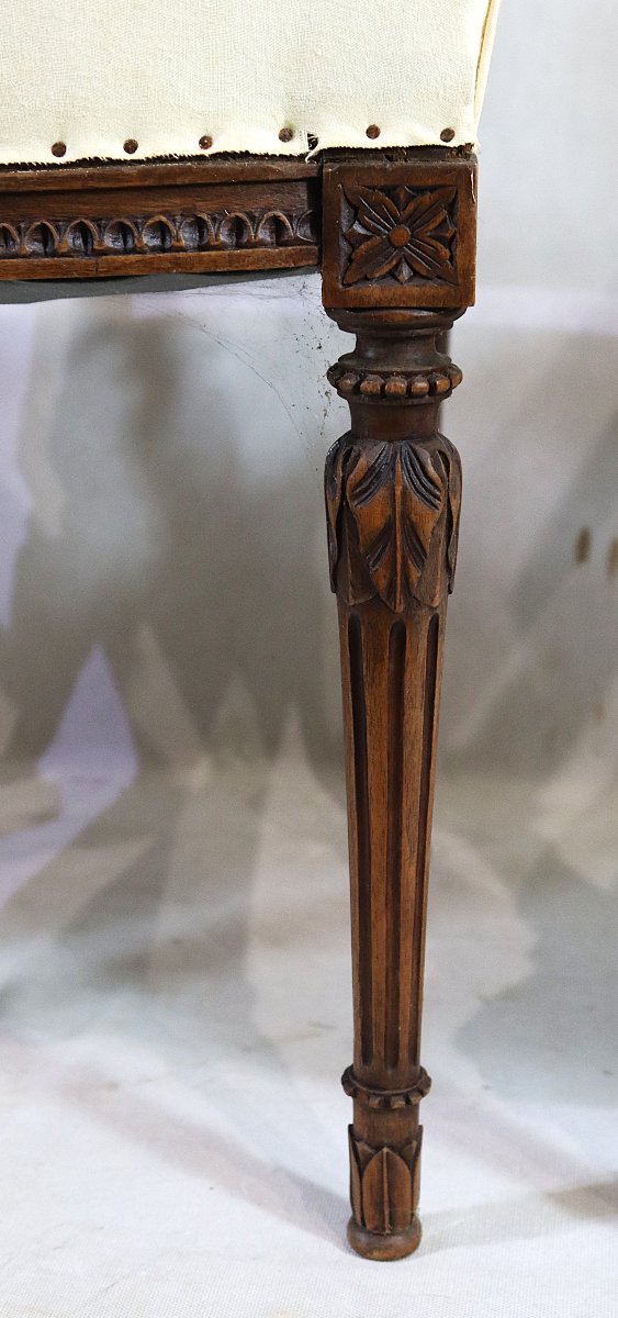 Ensemble de deux fauteuils et une chaises de style Louis XVI, XIXe-photo-8