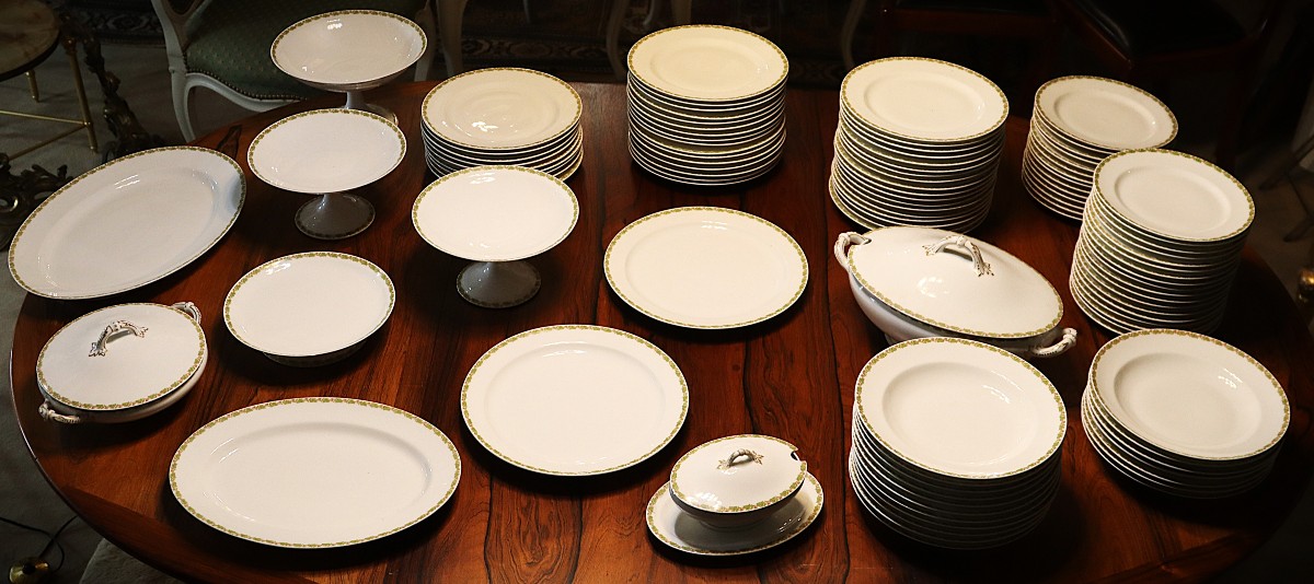 Service en porcelaine de Limoges, Haviland, 104 pièces, XXe