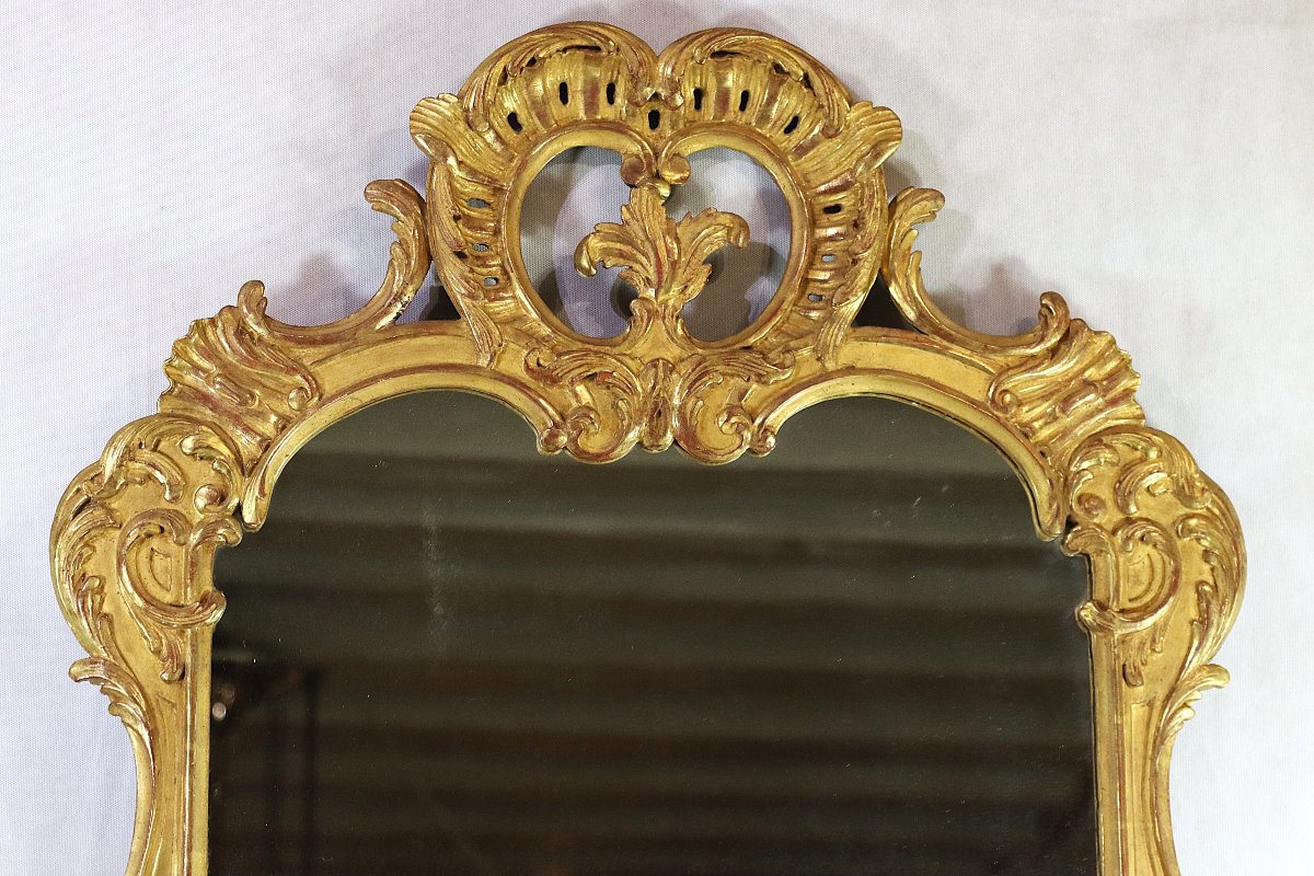 Miroir en bois sculpté et doré, style Louis XV, fin XIXe-photo-3