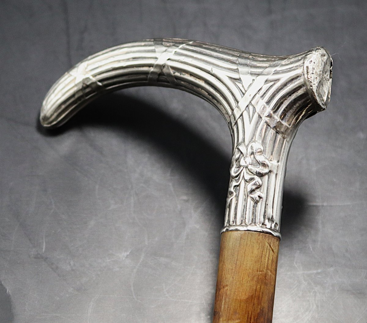 Canne en bois d'amourette et pommeau Argent, début XXe-photo-4