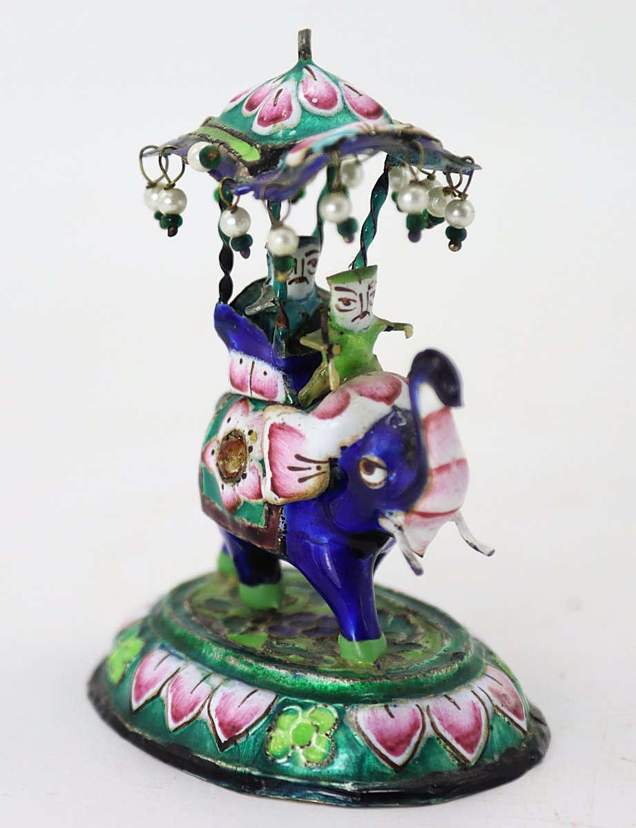 Petit éléphant Inde en Argent émaillé, XXe-photo-2