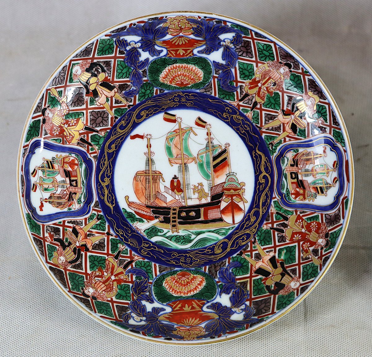 Japan, Imari - Pair Of Plates, Known As "black Ship" Meiji Period (1868 - 1912)-photo-2