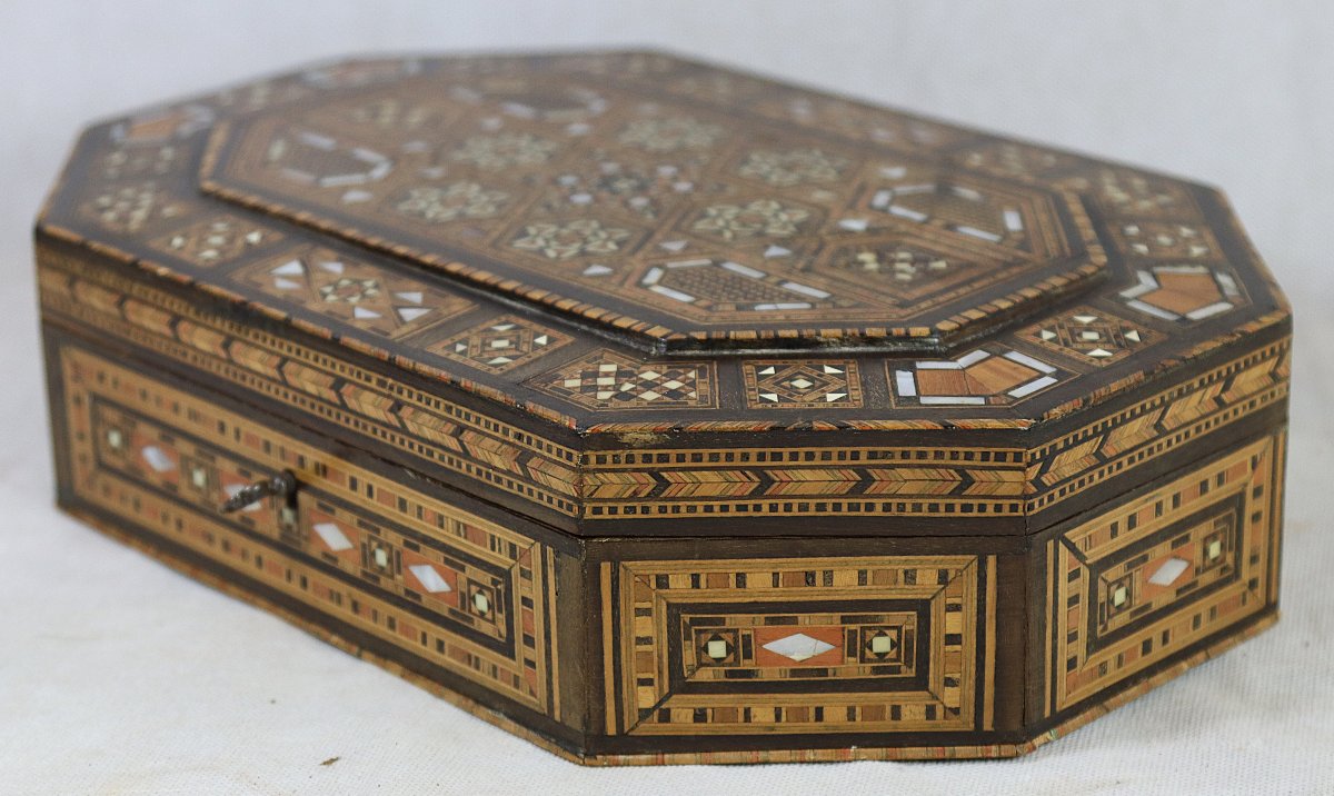 Coffret en Marqueterie et incrustation, Turquie ou Syrie, début XXe-photo-3