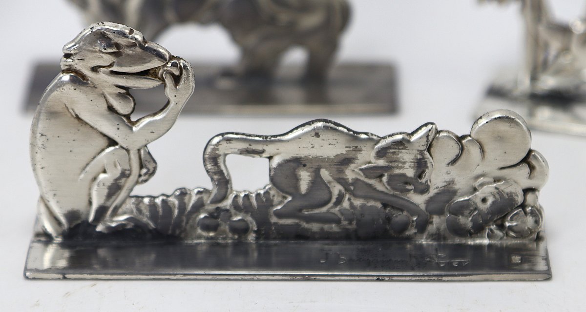 12 porte-couteaux «Fables de La Fontaine» signé Benjamin Rabier, 1930-photo-3