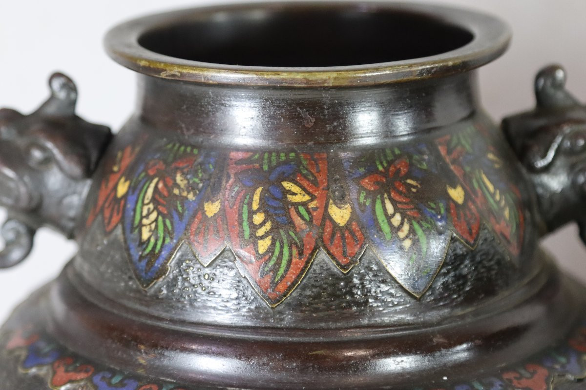 JAPON - Époque MEIJI (1868- 1912), Paire de vases "Navires noirs", signés.-photo-5