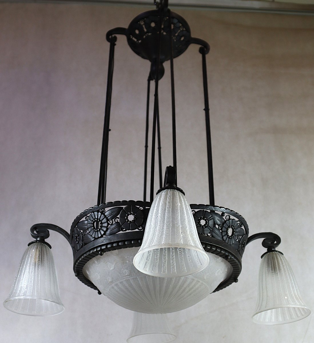 Daum Nancy + France, Art Deco Wrought Iron And Engraved Glass Chandelier, Signed, 1920-photo-2