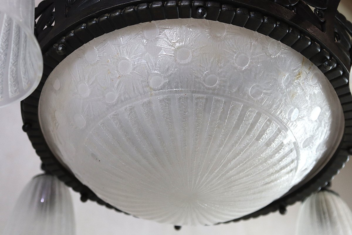 Daum Nancy + France, Art Deco Wrought Iron And Engraved Glass Chandelier, Signed, 1920-photo-1