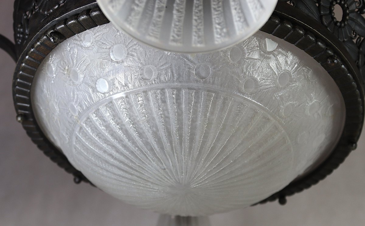 Daum Nancy + France, Art Deco Wrought Iron And Engraved Glass Chandelier, Signed, 1920-photo-3