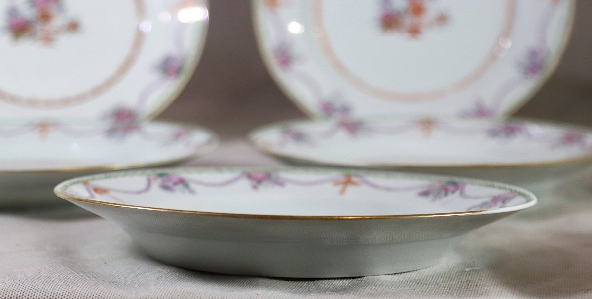 Chine XVIIIe, série de 16 assiettes en porcelaine.-photo-8