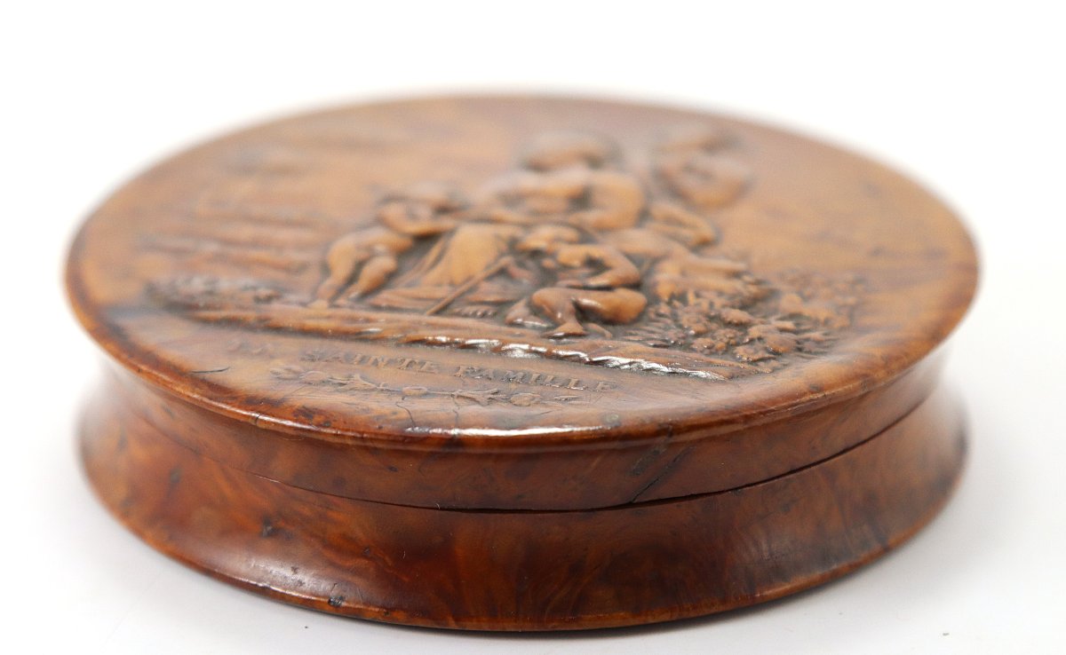 Carved Boxwood Box -photo-3