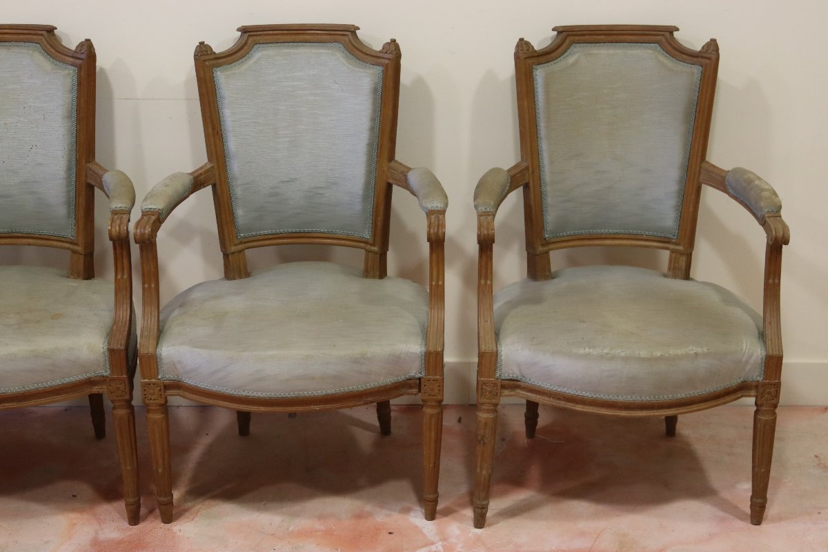 Suite de 4 fauteuils de style Louis XVI, XIXe-photo-2
