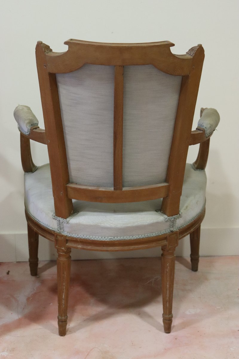 Suite de 4 fauteuils de style Louis XVI, XIXe-photo-4