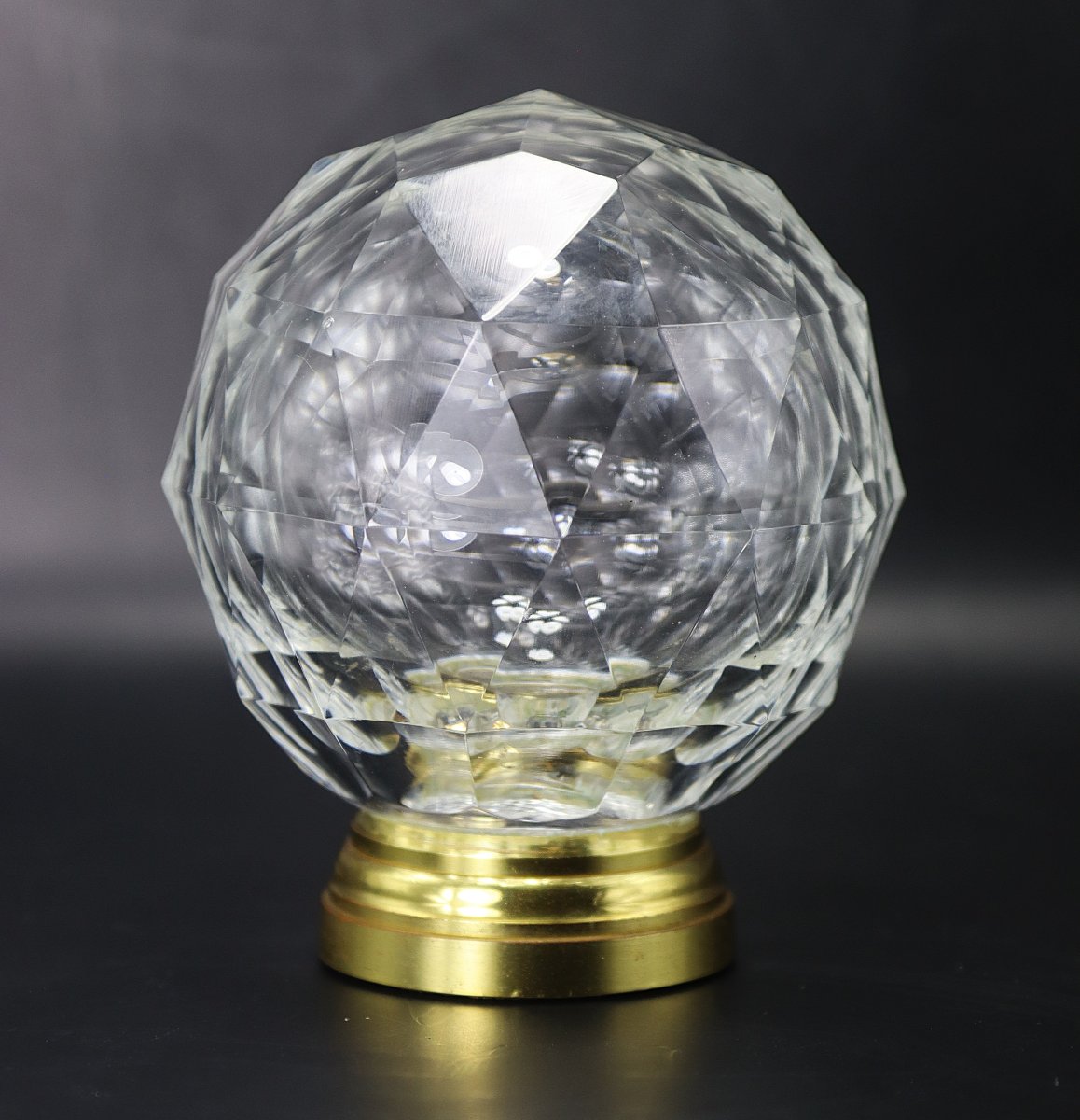 Boule d'escalier en cristal à facettes, XXe