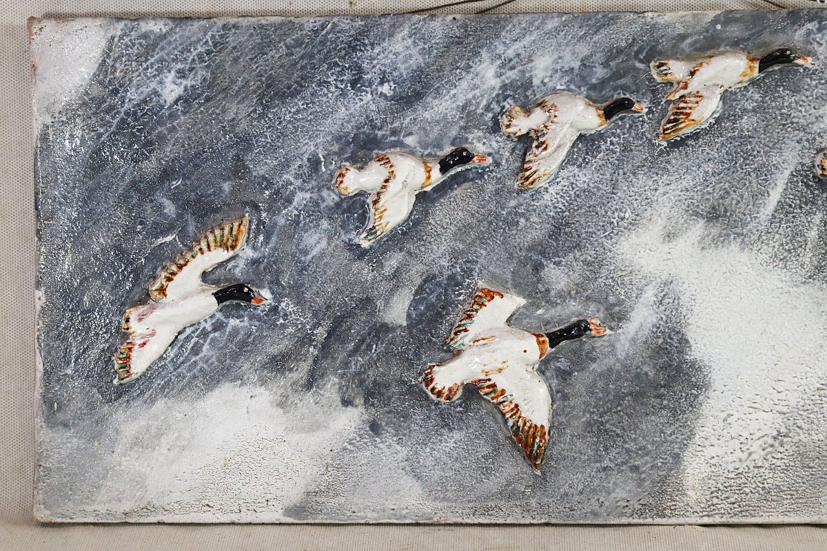 A.gins (19th–20th Centuries), Glazed Terracotta Plaque Depicting “flying Wild Ducks,” Circa 1940-photo-2