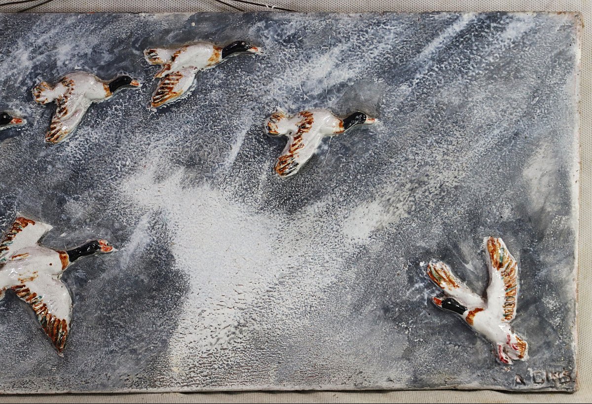 A.gins (19th–20th Centuries), Glazed Terracotta Plaque Depicting “flying Wild Ducks,” Circa 1940-photo-4