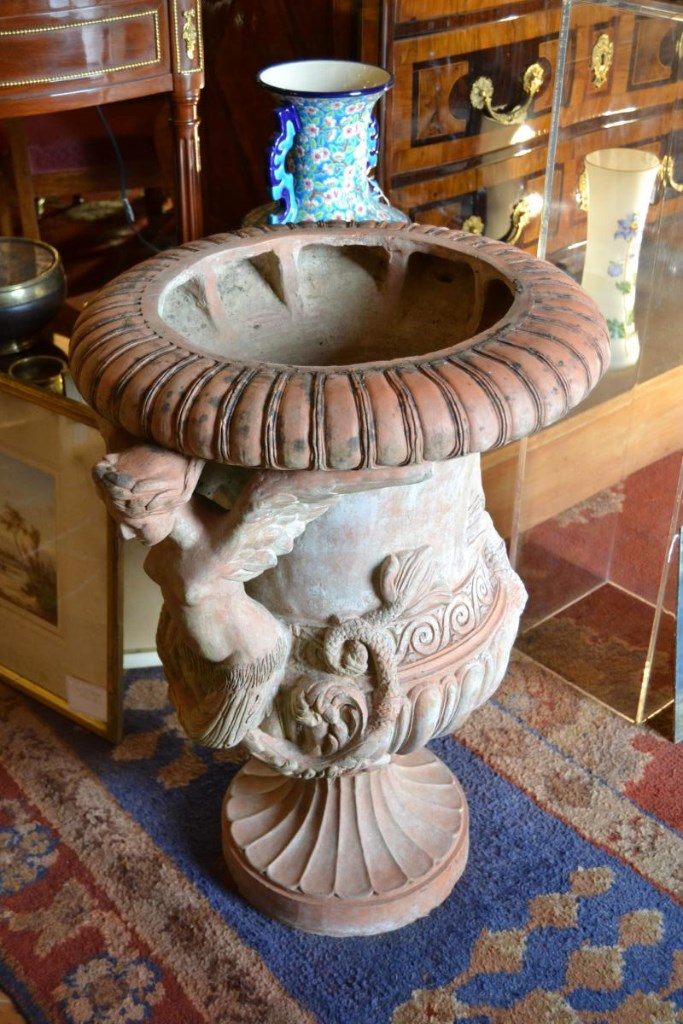 Great Pair Of Vasques "winged Sirens", Twentieth-photo-3