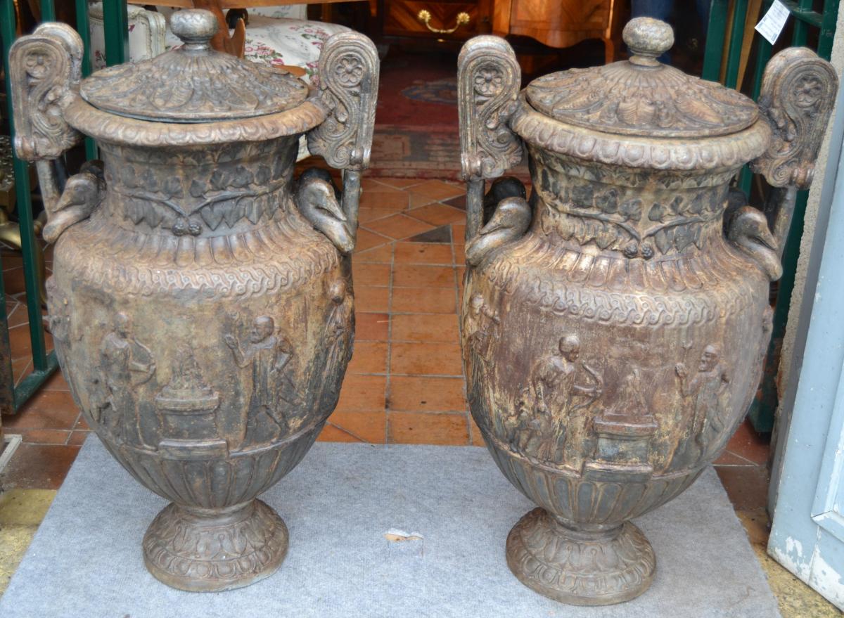 Paire De Vases 