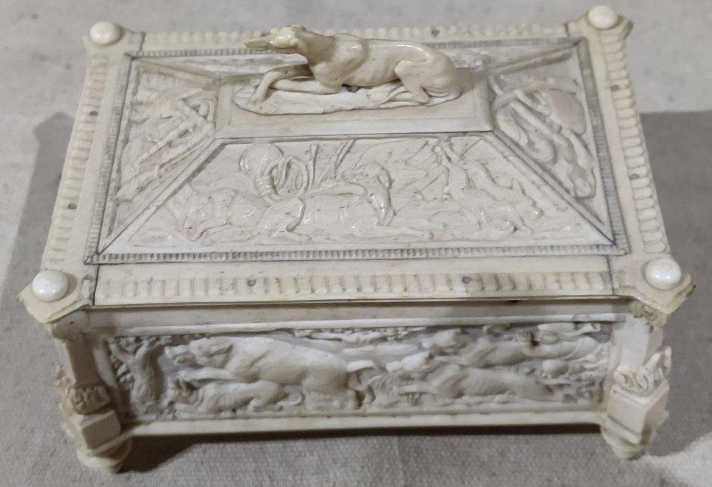 Boîte Ivoire Au Riches Décors De Chasse Royale, époque XVIIIe-photo-2