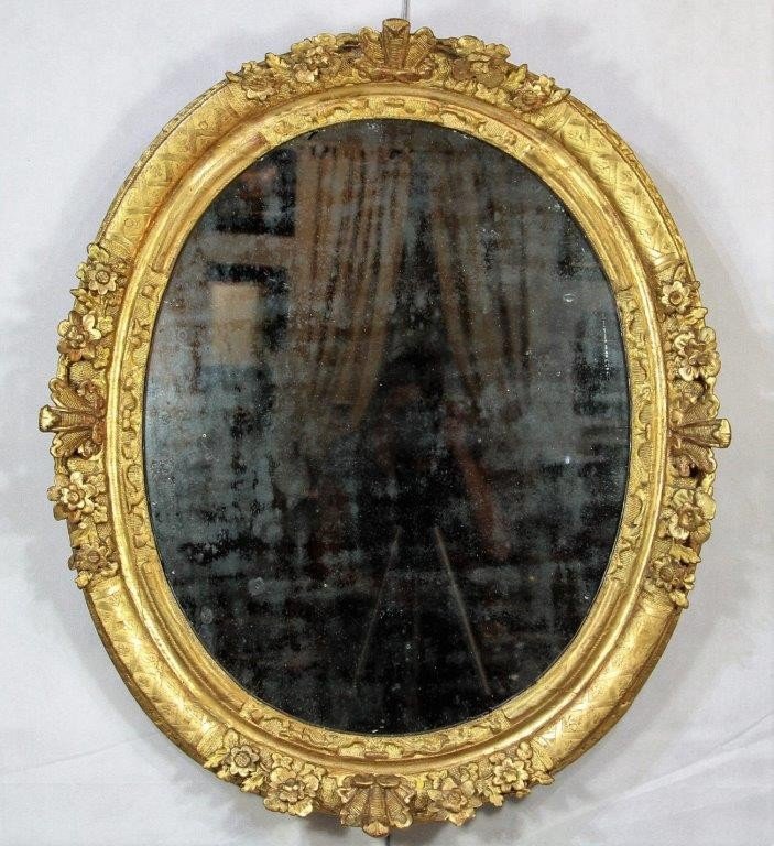 Miroir Ovale d'époque Louis XIV, En Bois Doré, XVIIe