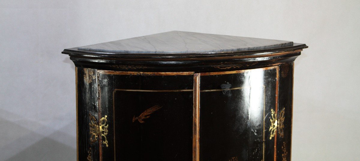 Paire d'Encoignures Bois Laqué Noir, XVIIIe-photo-1