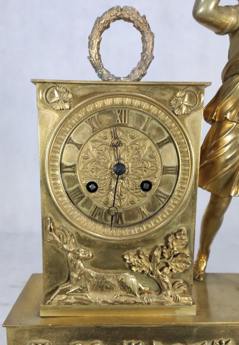 Pendule bronze doré " Diane chasseresse ", époque empire , XIXe-photo-1