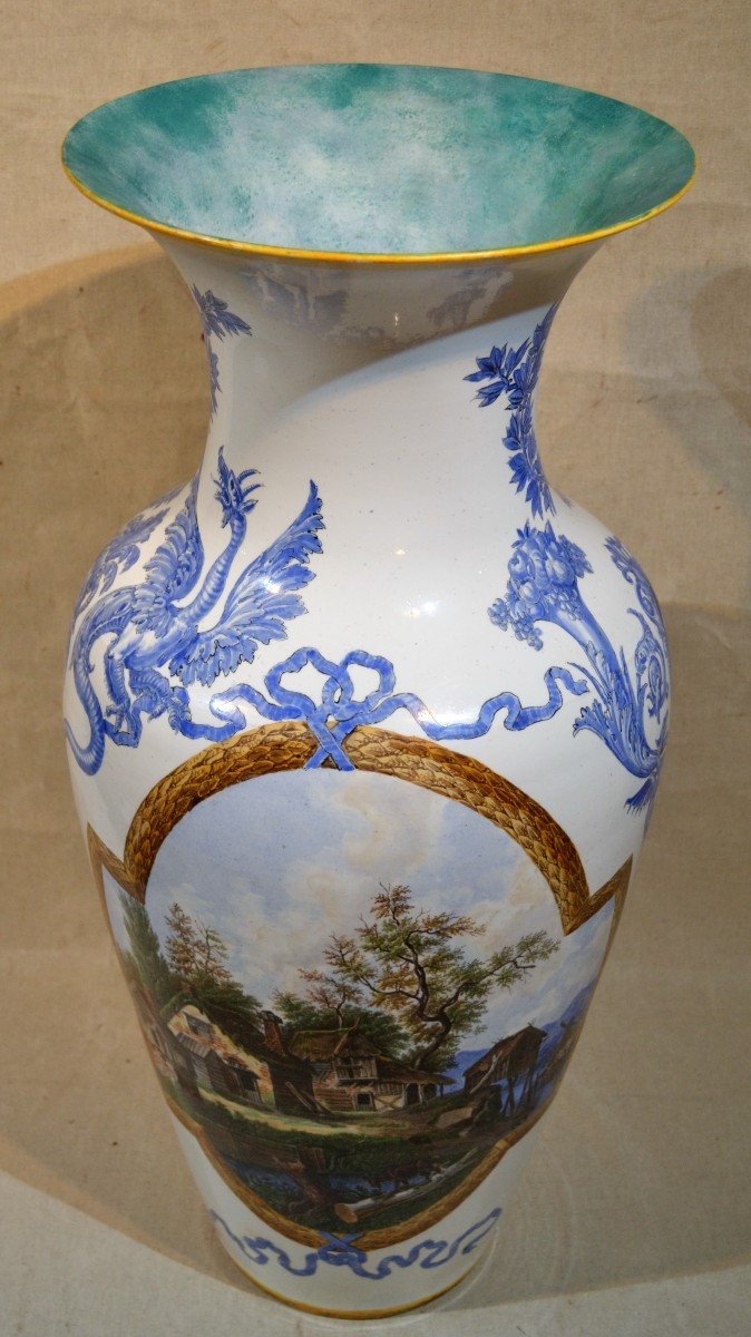 Important Baluster Porcelain Vase, Late Nineteenth.-photo-1