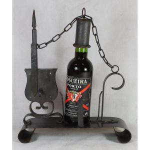 Objet publicitaire et sa bouteille "Clacquesin", XXe