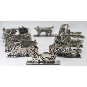 12 porte-couteaux «Fables de La Fontaine» signé Benjamin Rabier, 1930