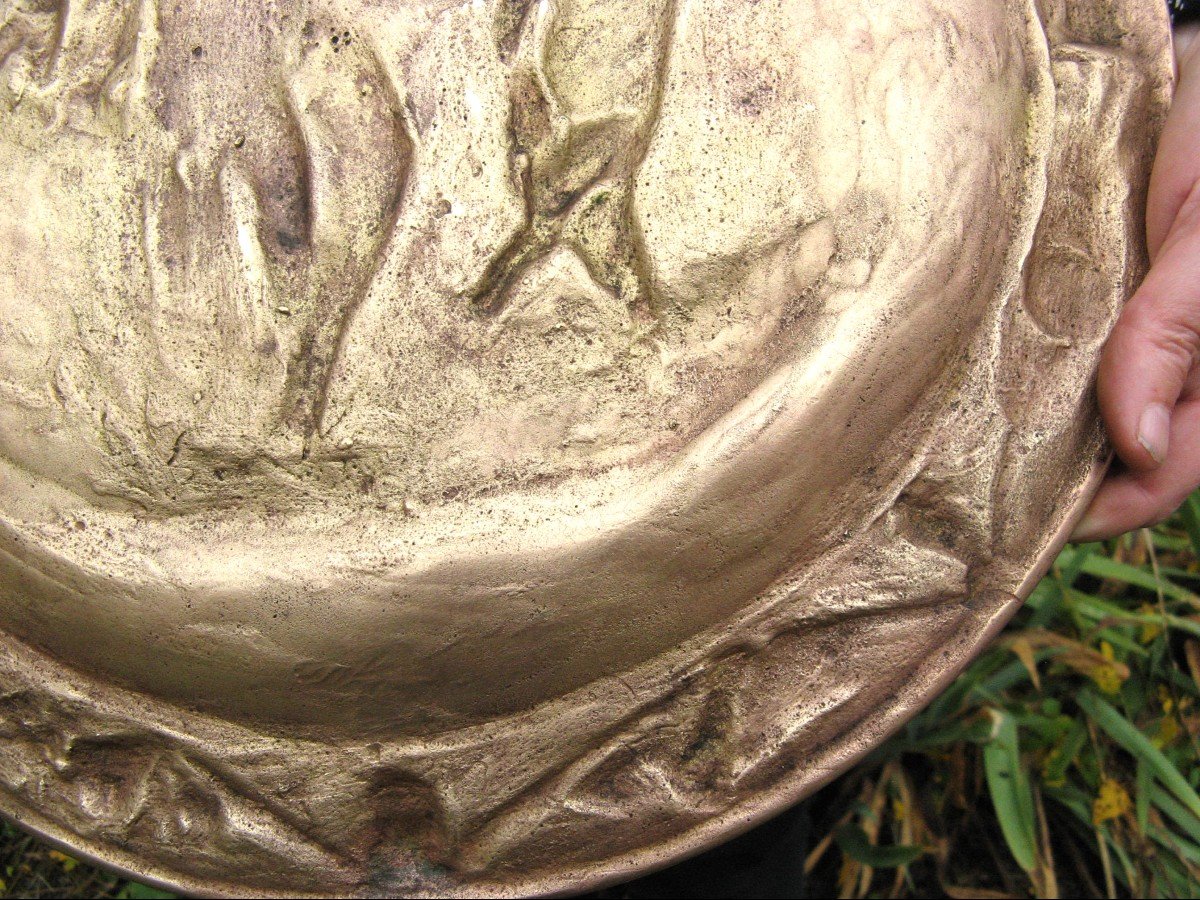 Grand Plat En Bronze. Décor Scène Bacchanale.-photo-3