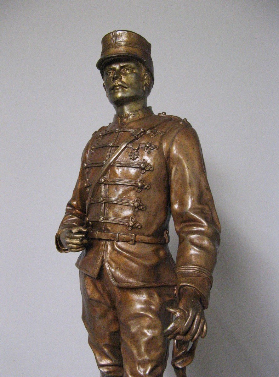 Grande statue d'officier -photo-2