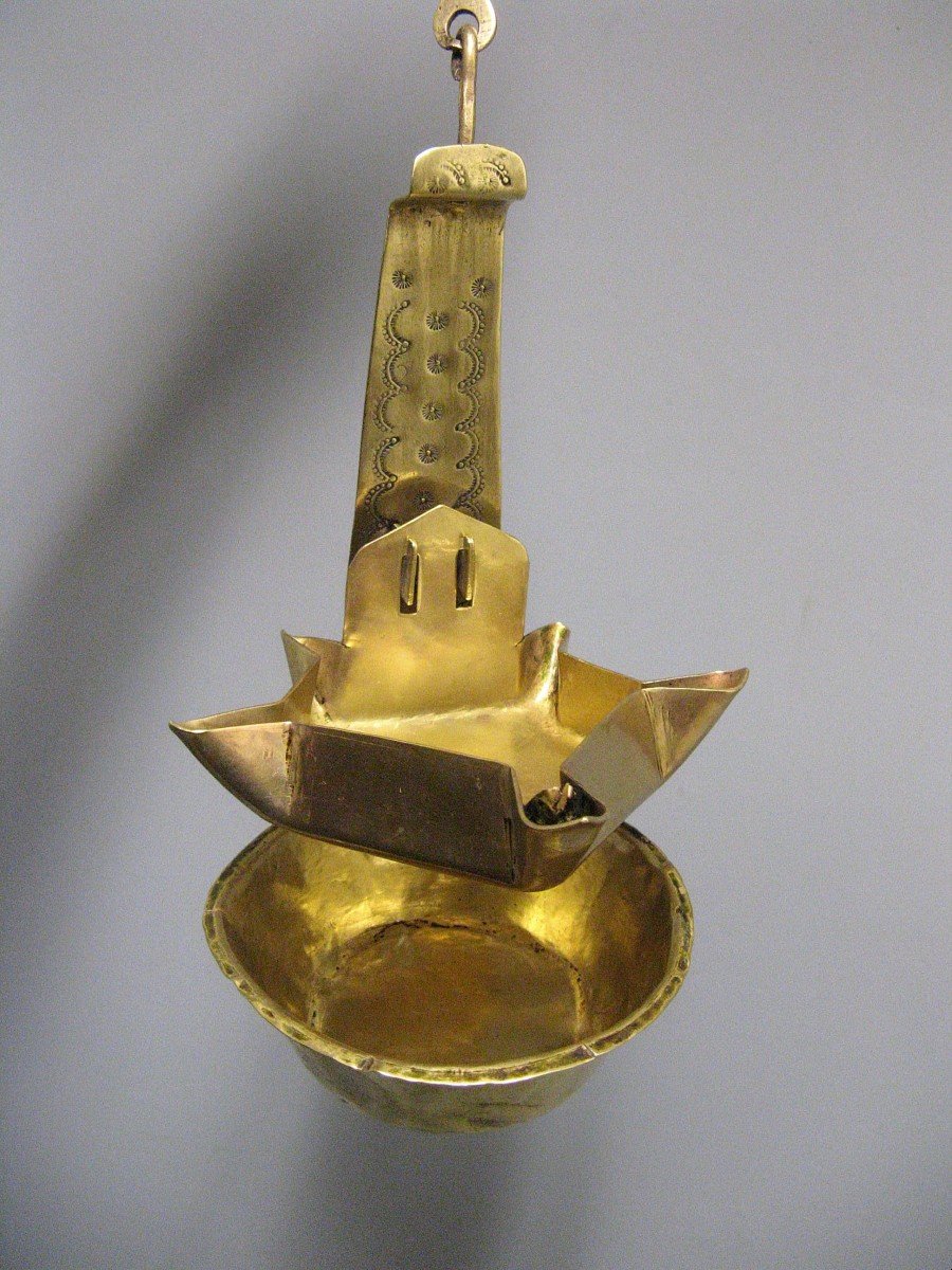 Chaleil Or Oil Lamp, In Brass. Auvergne XIX.-photo-3
