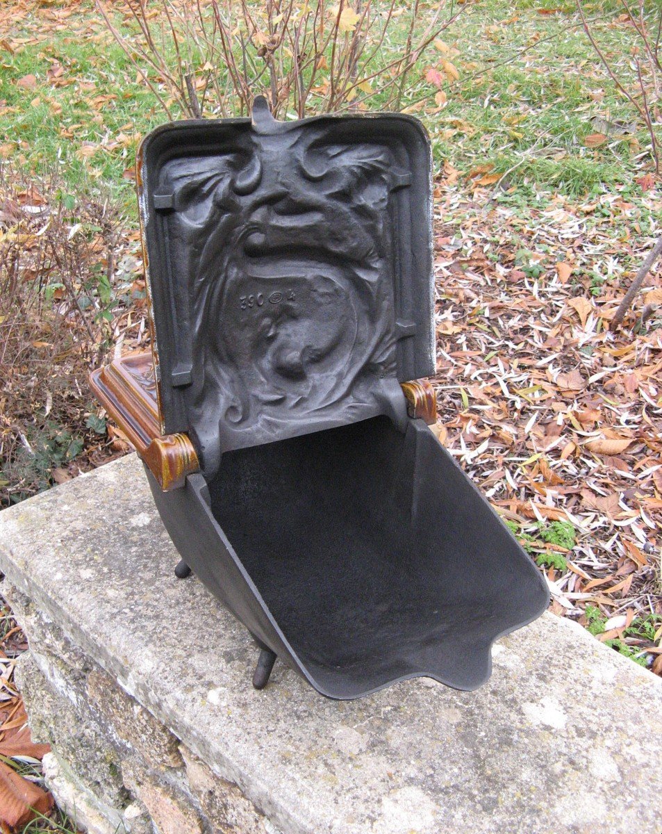 XIX E Century Charcoal Seal.-photo-4