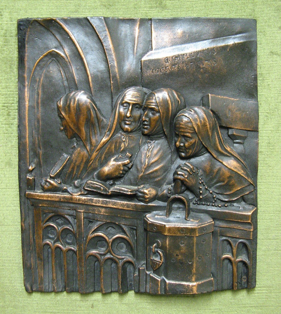Bas-Relief En Bronze De Couvent De Style Néogothique.-photo-2
