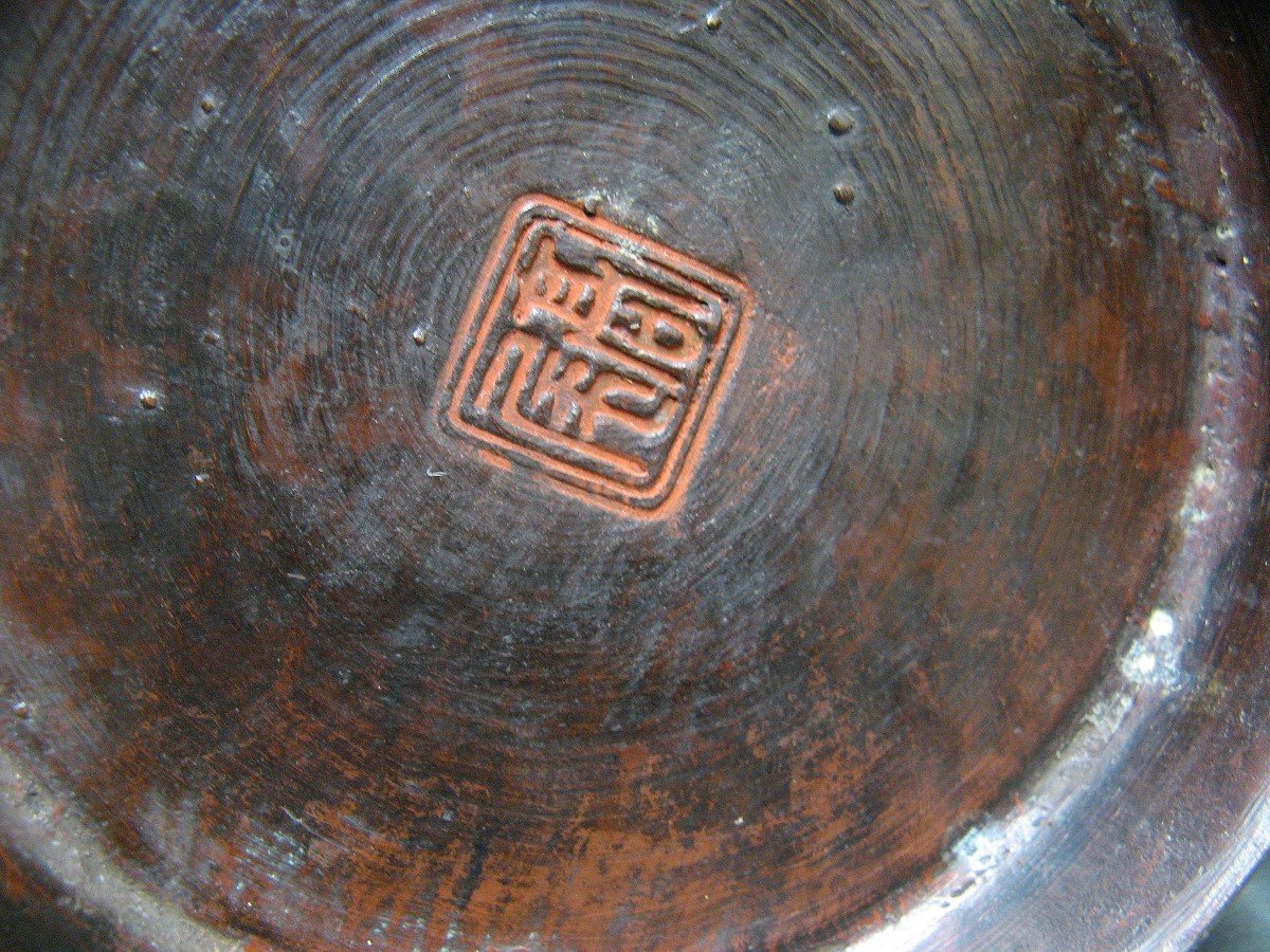Chine. Paire de Vases En Bronze Et émaux Cloisonnés. Bouddha Sur Un éléphant.-photo-1