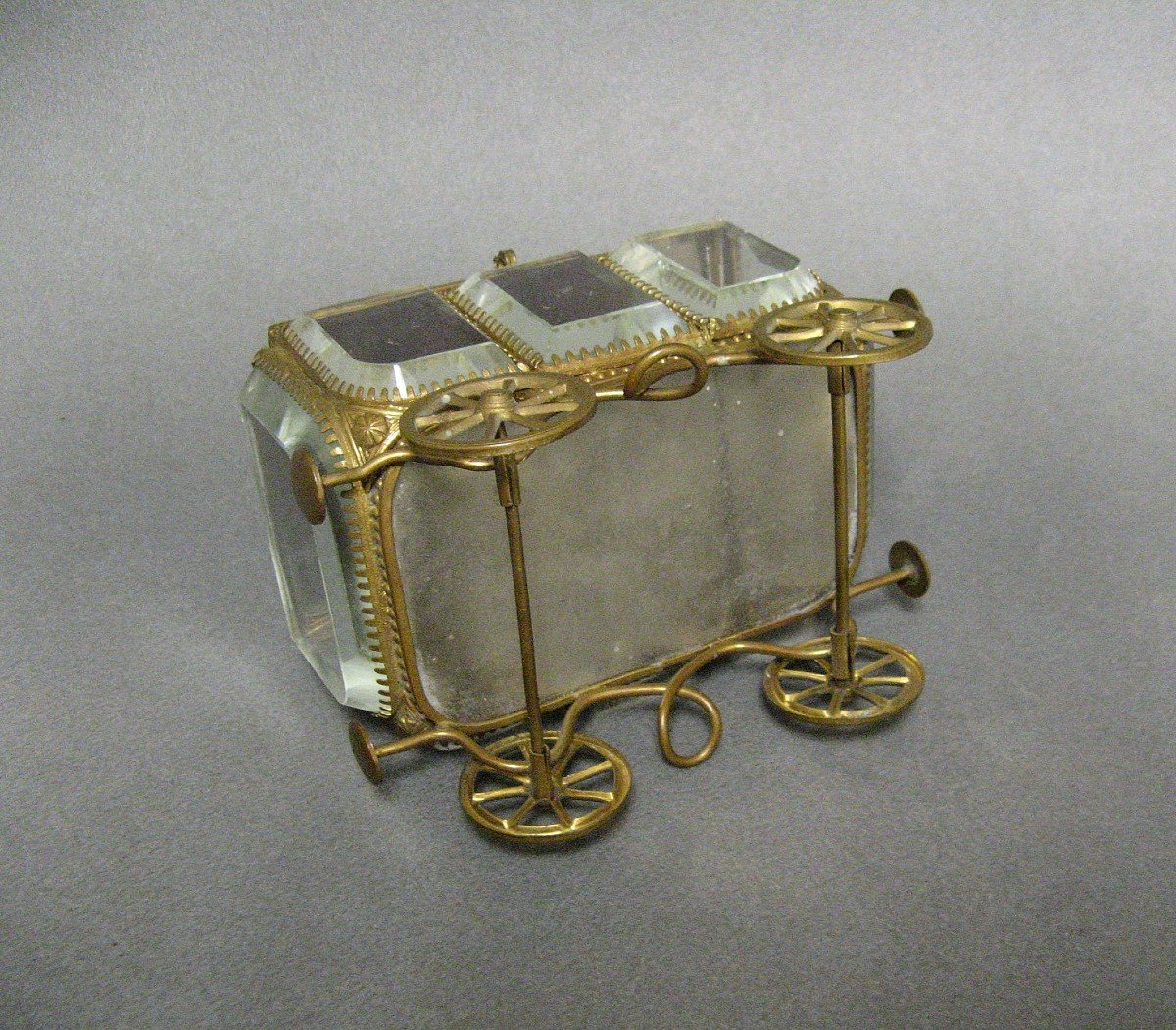 Boite à Bijoux En Verre En Forme De Voiture De Voyageur.-photo-4