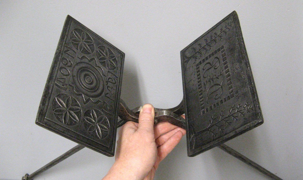 Wedding Waffle Maker 1904. Olivier Mould.-photo-3