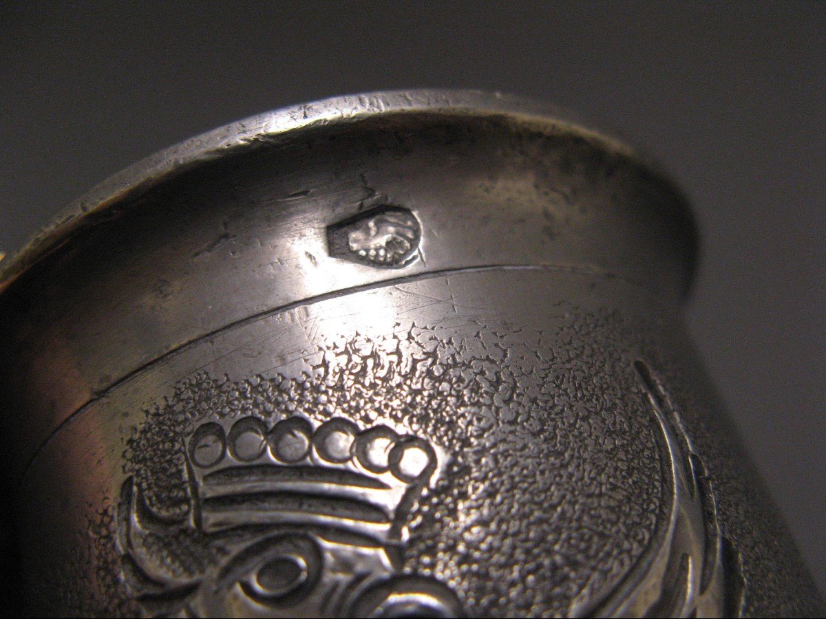 Pewter Measure Coat Of Arms Griffon Fleur De Lys.-photo-4