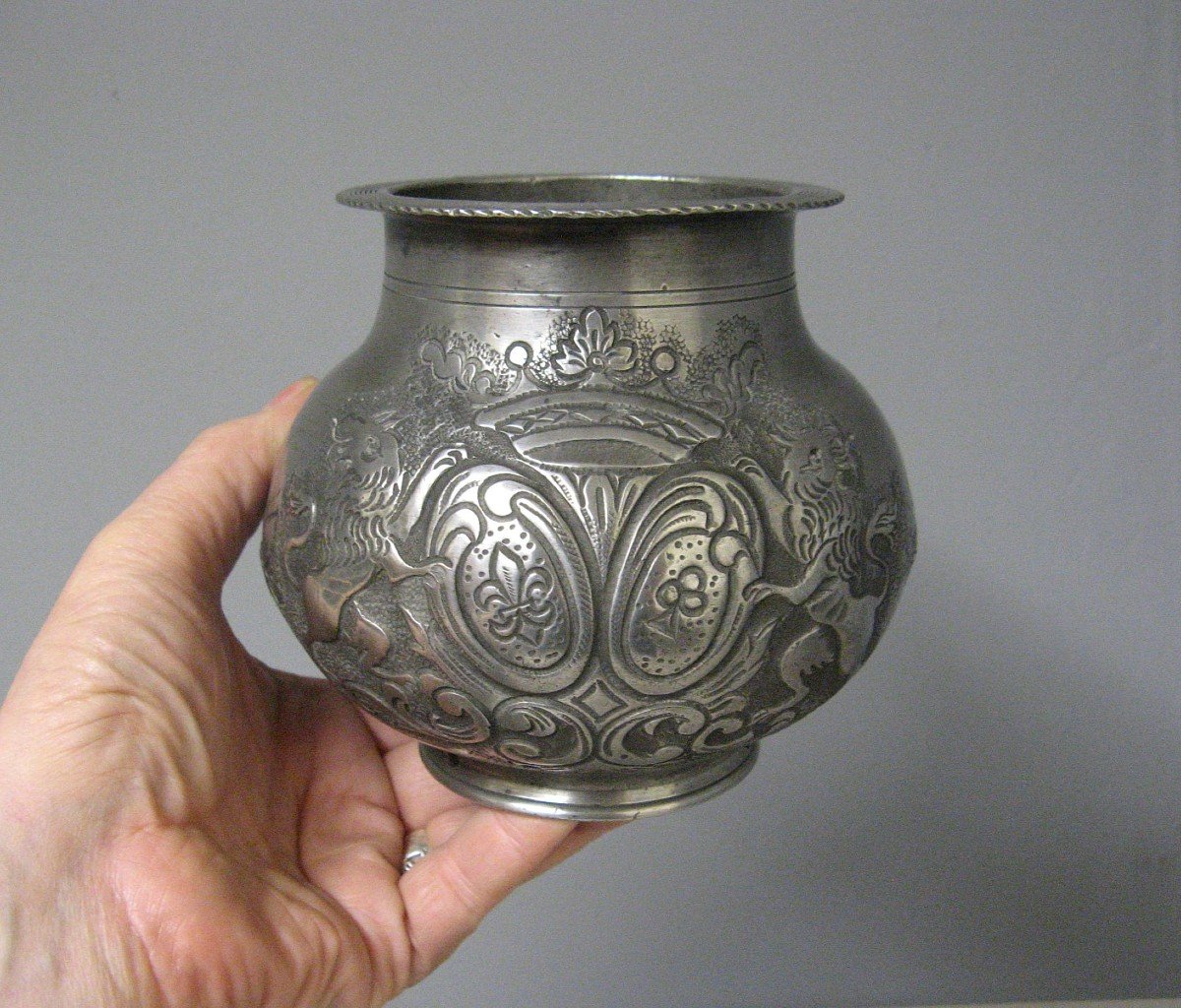 Lucotte Tin Pot 19th Century. Coat Of Arms. Marquis Crown.-photo-1