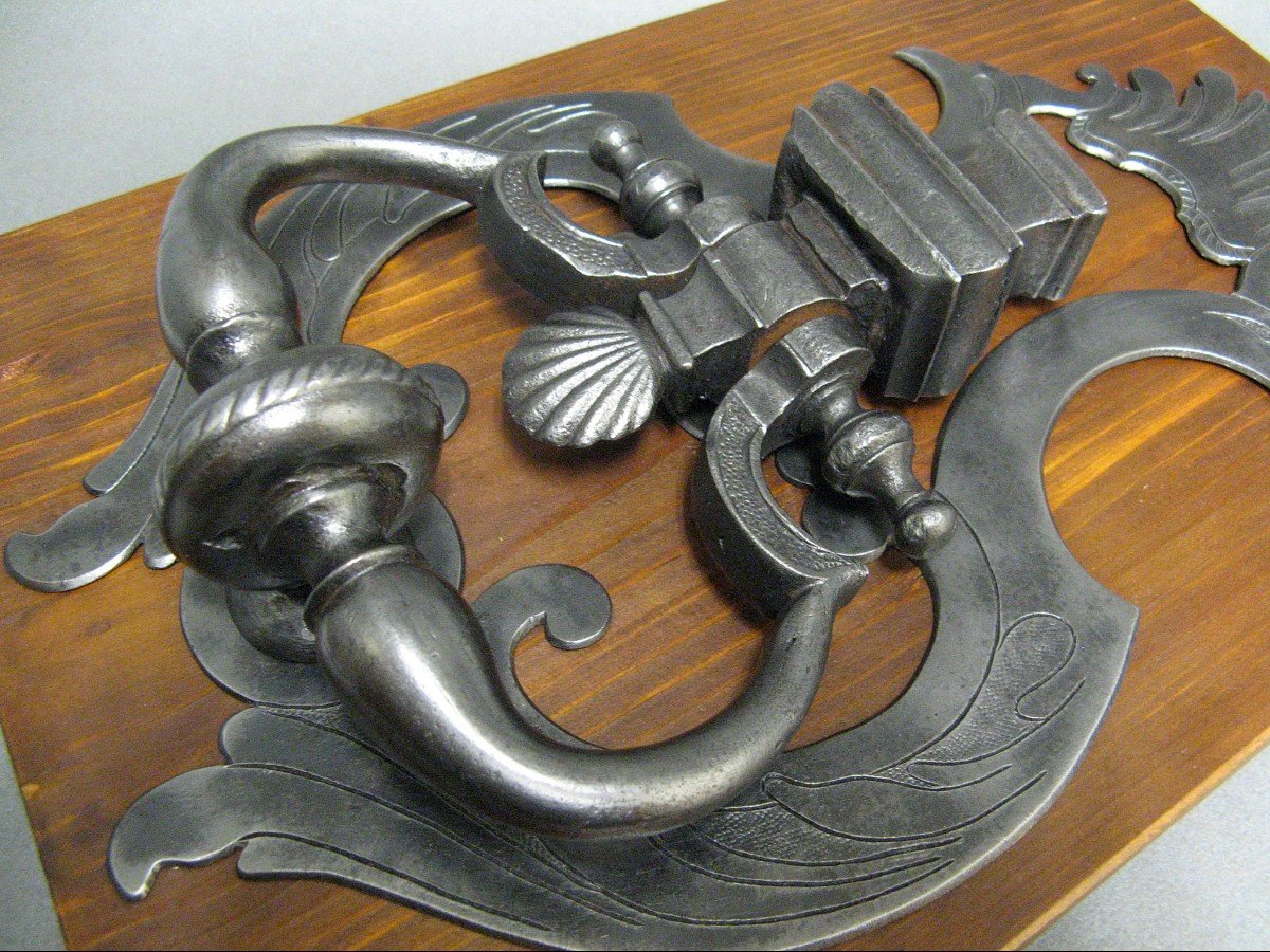Large 18th Century Wrought Iron Knocker.-photo-1