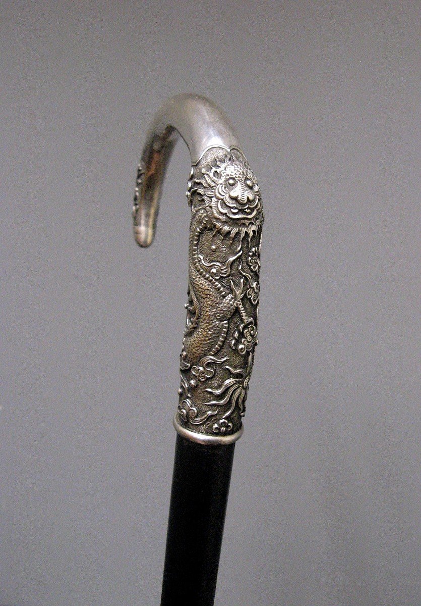 Canne En Argent Coulé, Ciselée, Au Dragon. Fût En Ebène. Chine Ou Vietnam XIXe.-photo-3