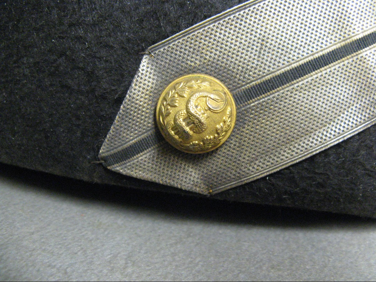 Bicorne Of The Health Service III Republic.-photo-2