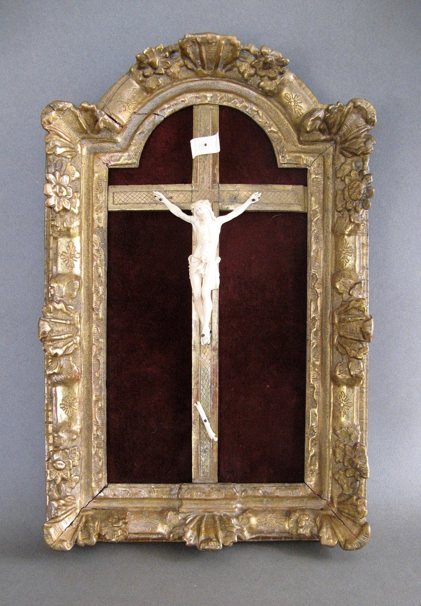 Christ Dans Son Cadre En Bois Doré 17e/18e.