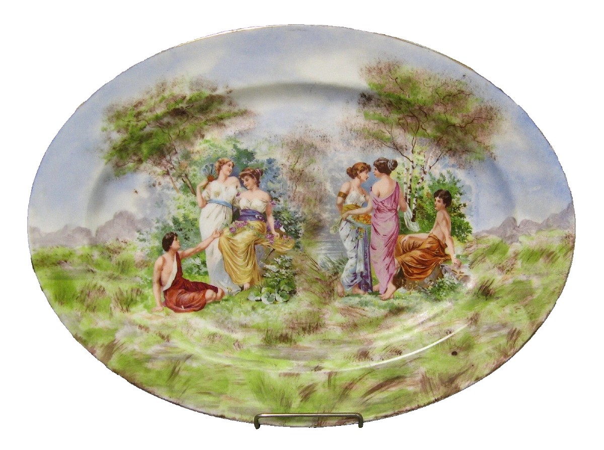 Large Haviland Limoges Art Nouveau Dish.