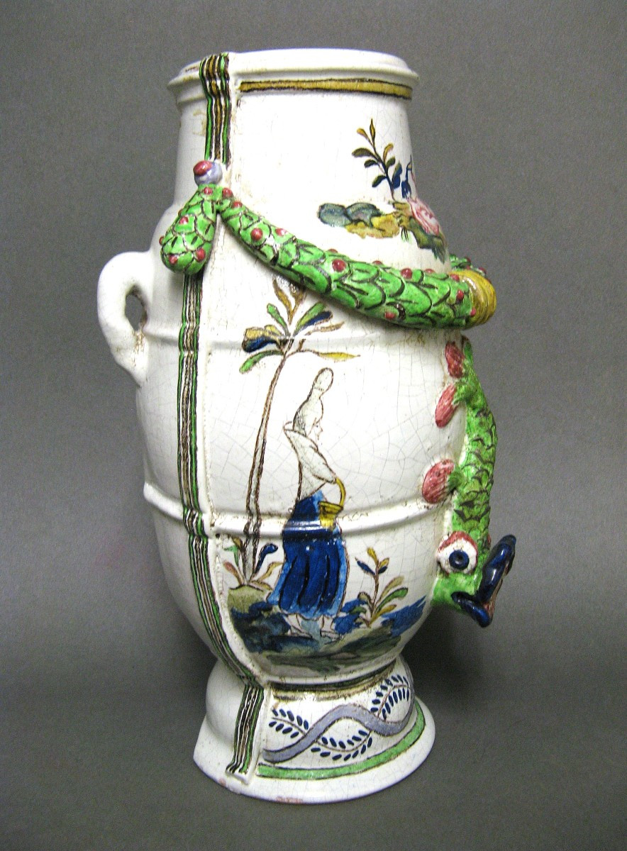 AUXERROIS – NEVERS:  Fontaine en faïence  polychrome XVIIIe.-photo-3