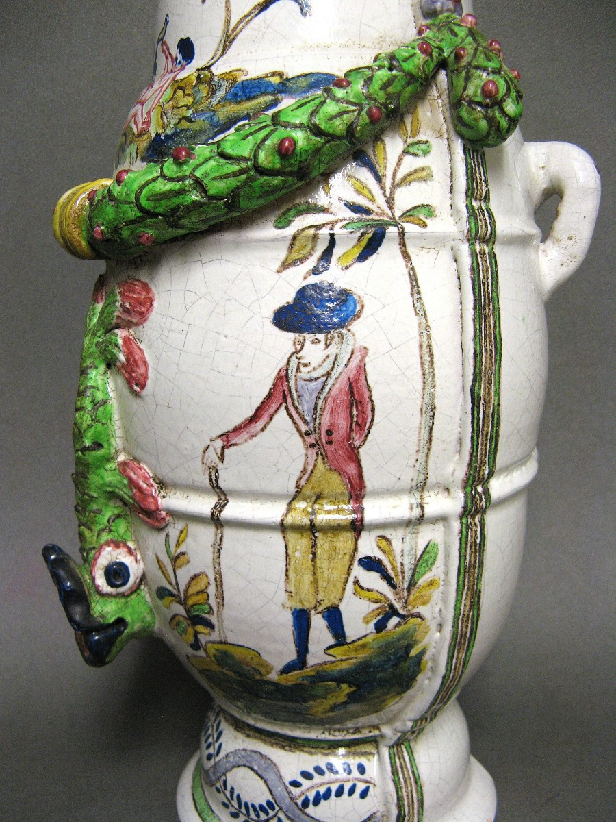 AUXERROIS – NEVERS:  Fontaine en faïence  polychrome XVIIIe.-photo-1