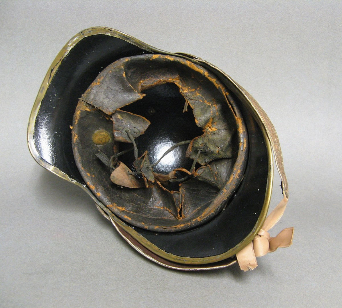 Sapeur pompier. Casquette de feu XIXe. Epoque Louis Philippe.-photo-1