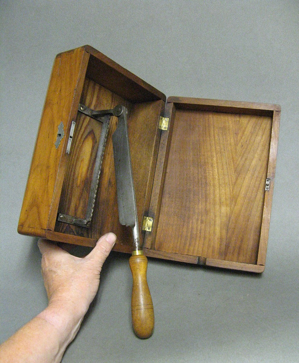 Coffret Casse-sucre Ou Chocolat d'Epicier Du XIXe.-photo-1