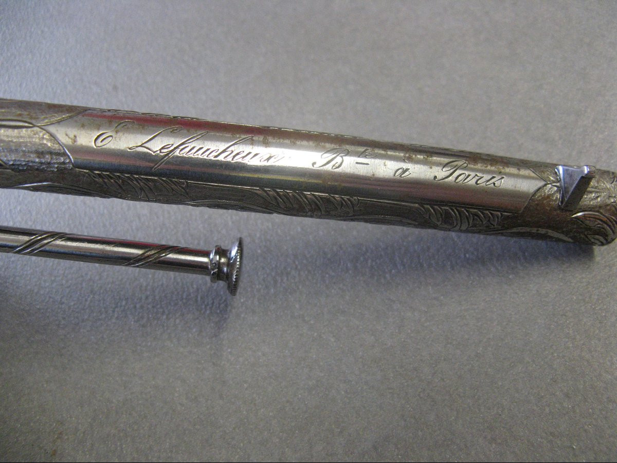 Revolver à Percussion à Sécurité De Chien Par Eugène Lefaucheux Entièrement Ciselé XIXe.-photo-2