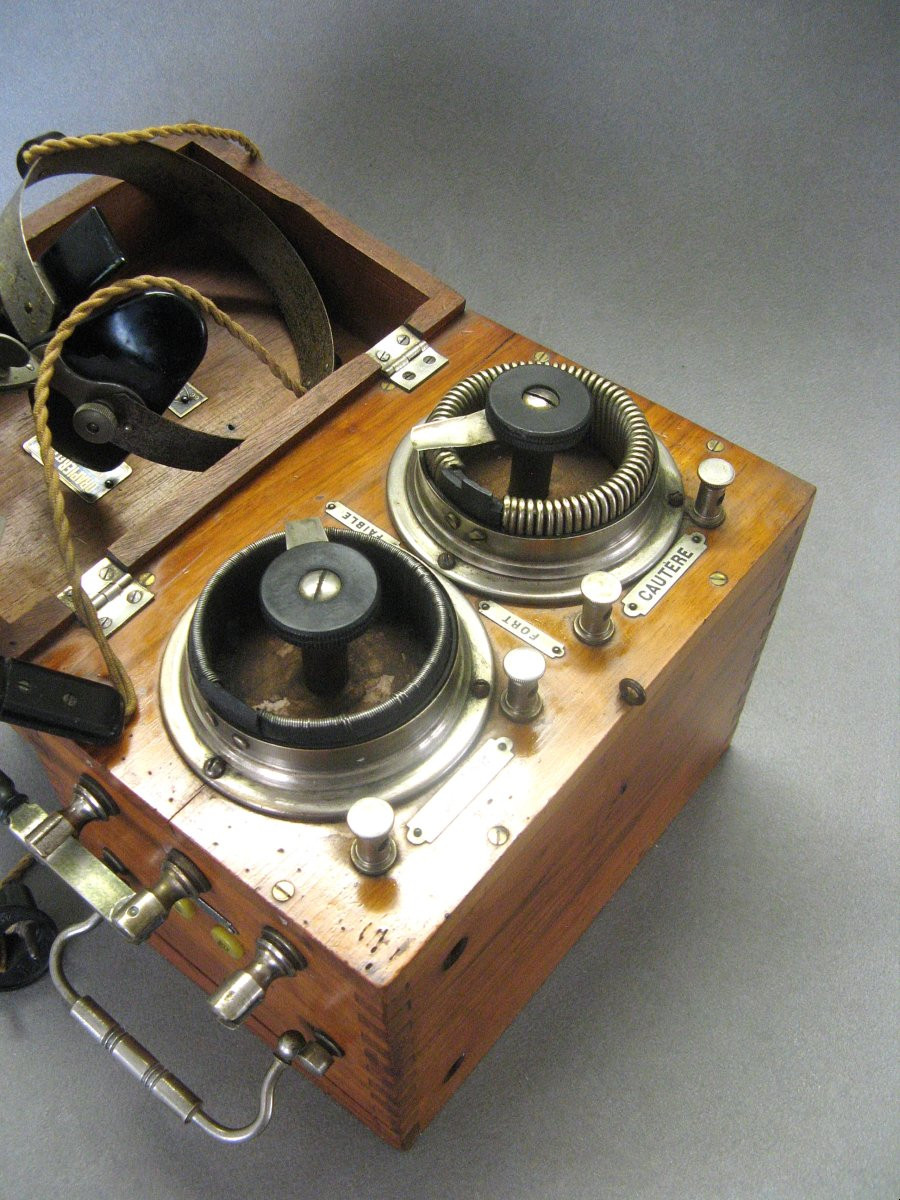 Surgical Equipment From The Early 20th Century. A Curiosity.-photo-2